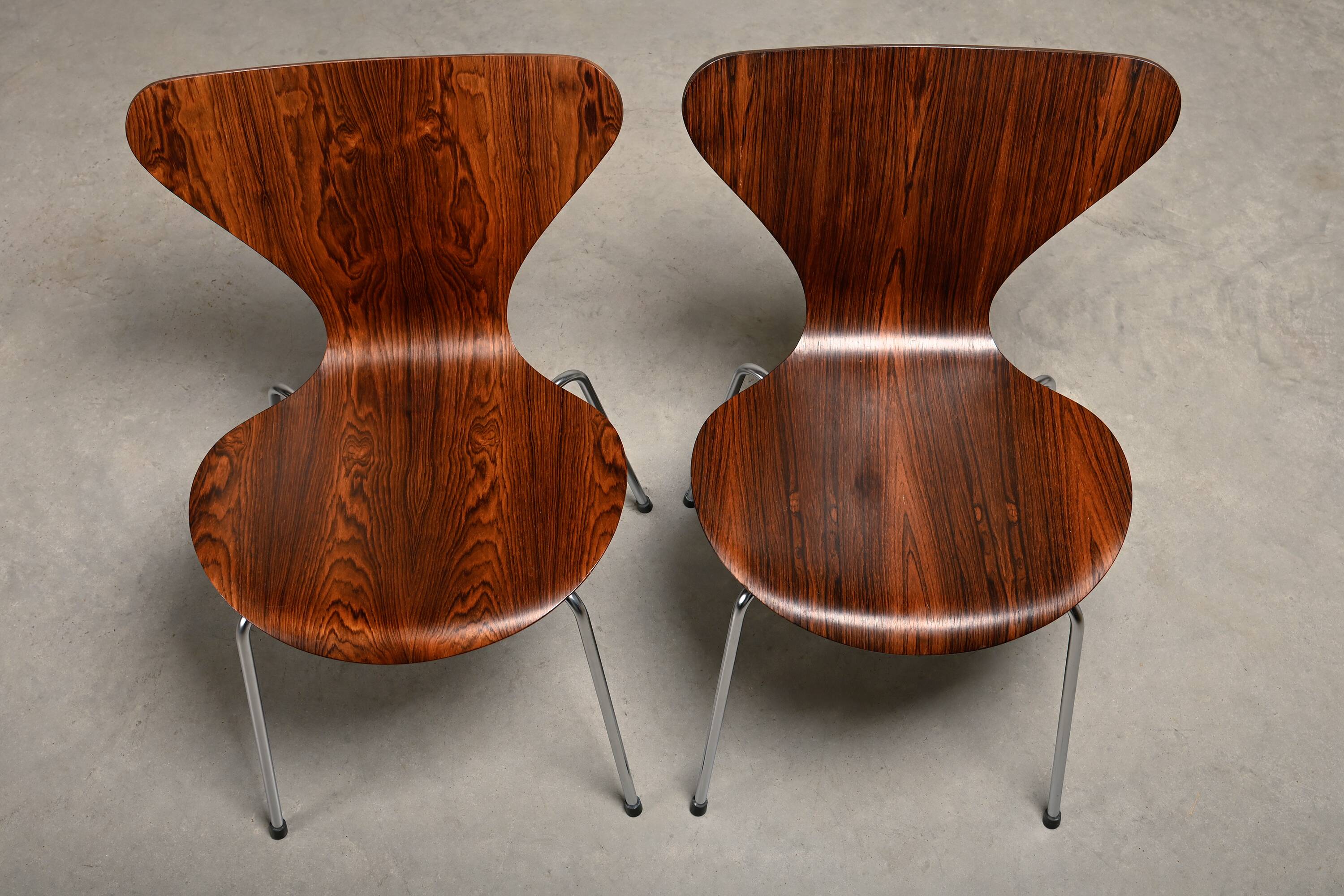 Arne Jacobsen Series 7 Chairs Rosewood Model 3107 for Fritz Hansen Denmark
