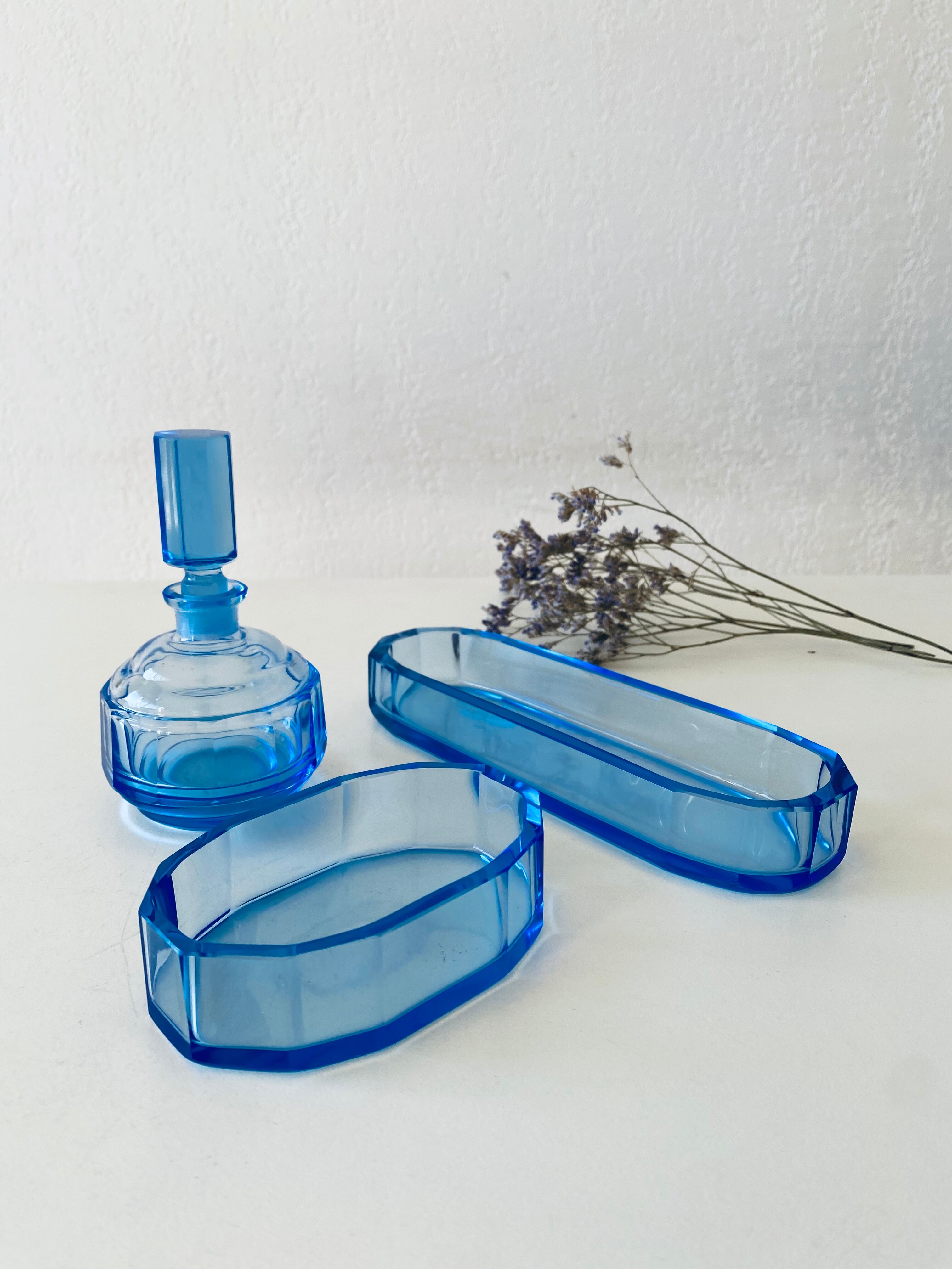 Crystal bathroom kit