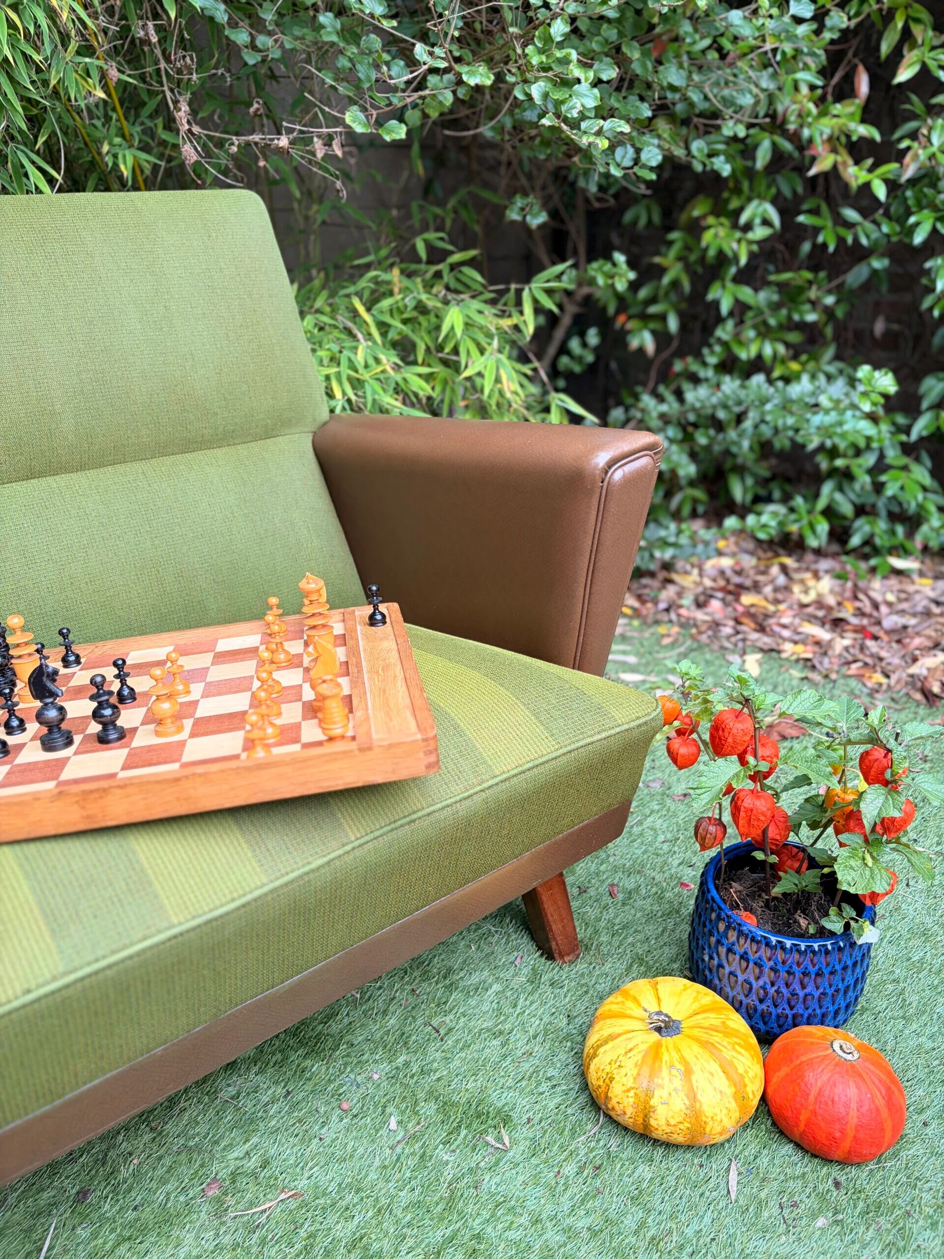 Vintage 1950s/60s 2/3-seater sofa