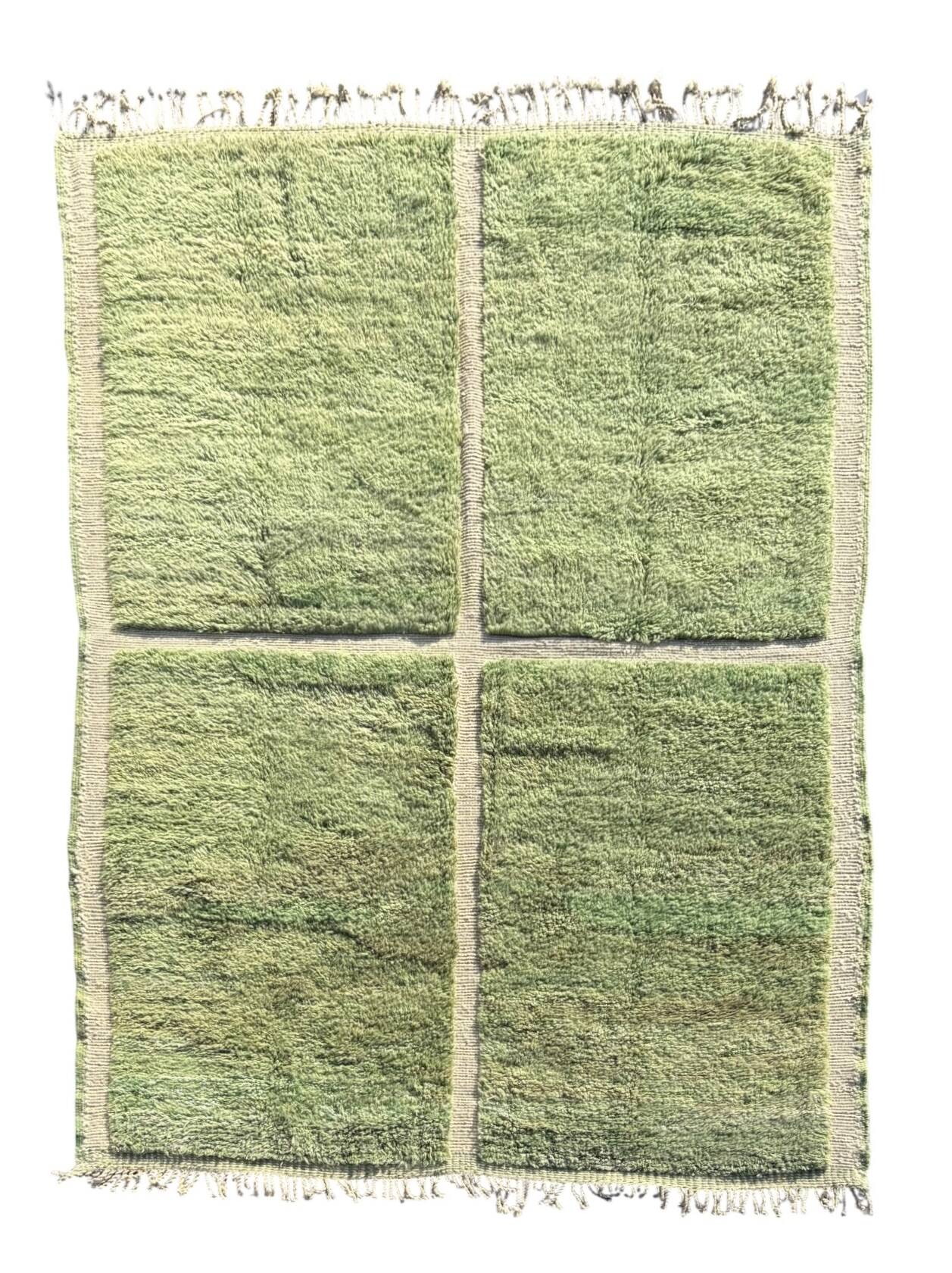 Boujaad Green rug handwoven in natural wool size 250cm×150cm