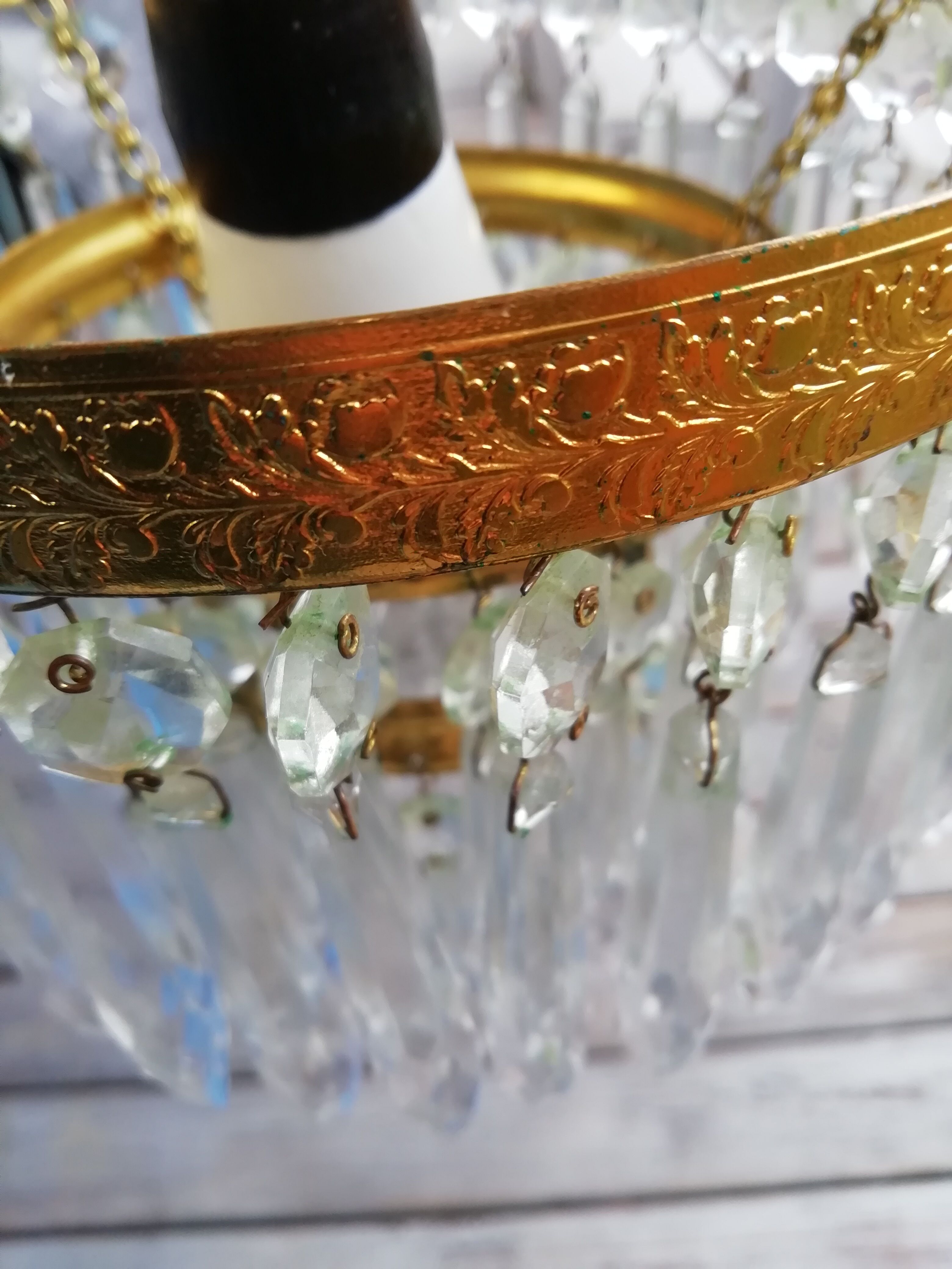 Lustre à pampilles en cristal