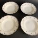 4 soup plates in Paris porcelain, "A la Reine" model, 1890, Damo