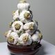 Vintage trompe-l'œil garlic pyramid in glazed ceramic from Manises, Spain.