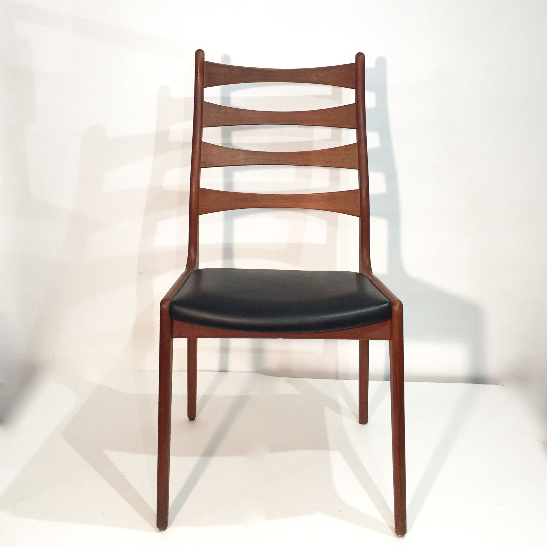 Série de 4 chaises danoises