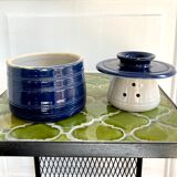 Water-bearing stoneware pot