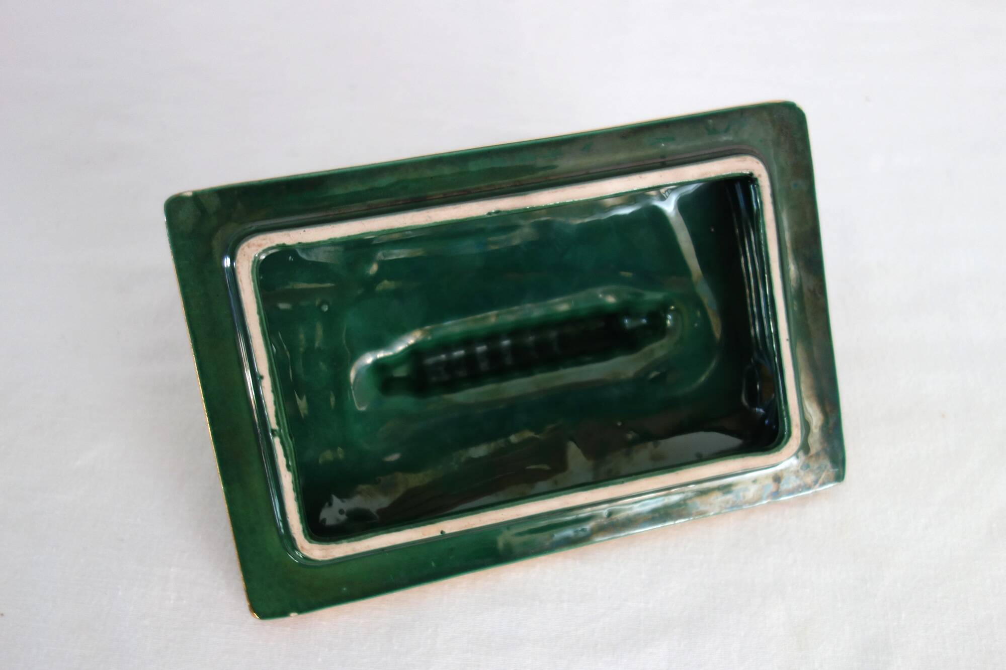 Art deco candy box in green porcelain Letalle, St Clément