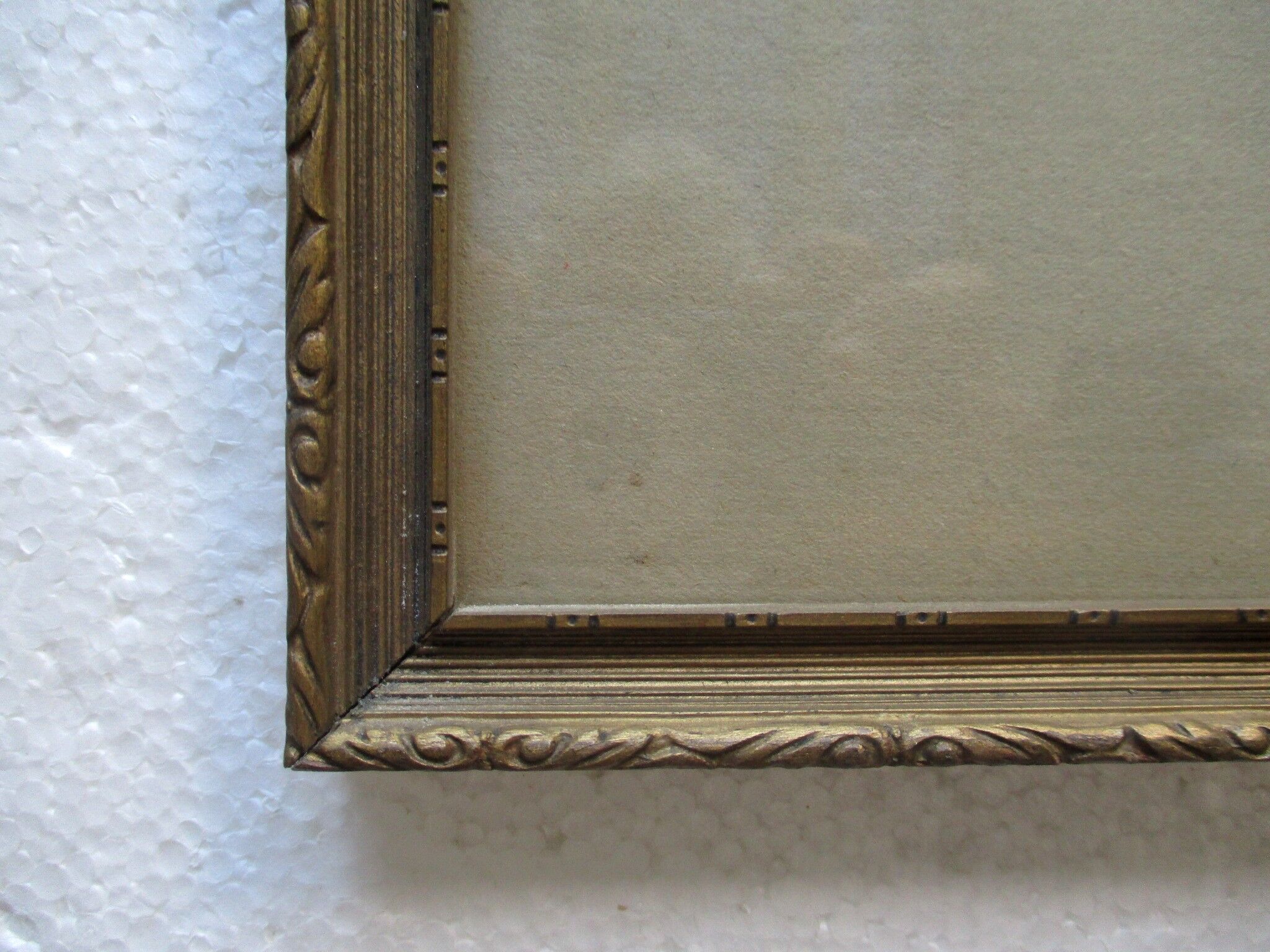 Old gilded wood frame for subject of 220 x 300