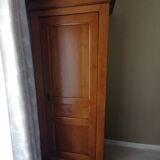 Oak bonnet maker