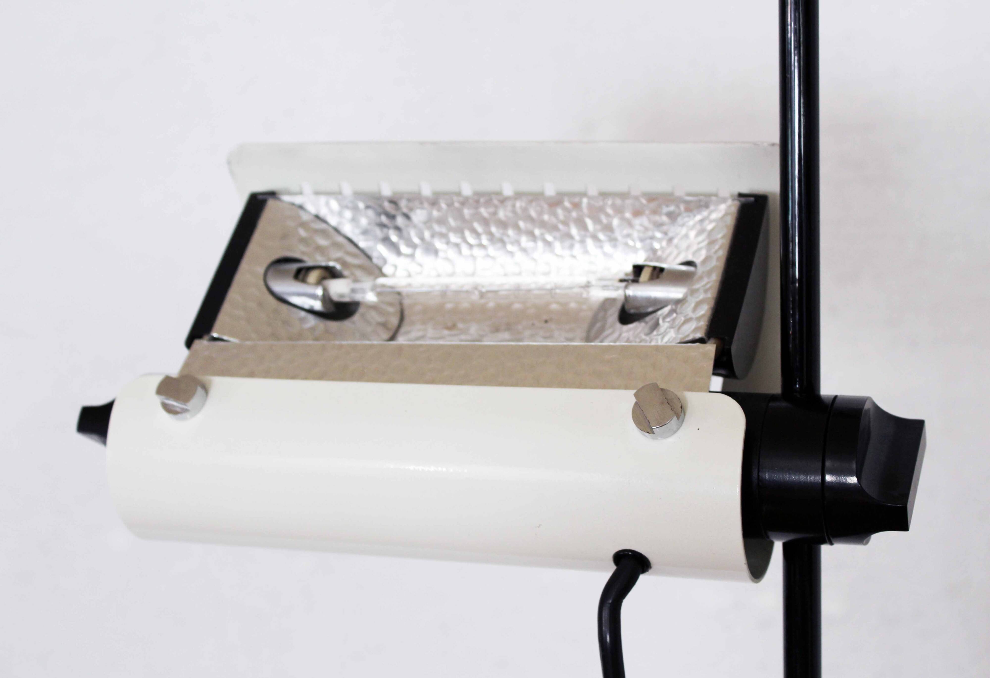 Floor lamp by Joe Colombo model 626 produced by Oluce