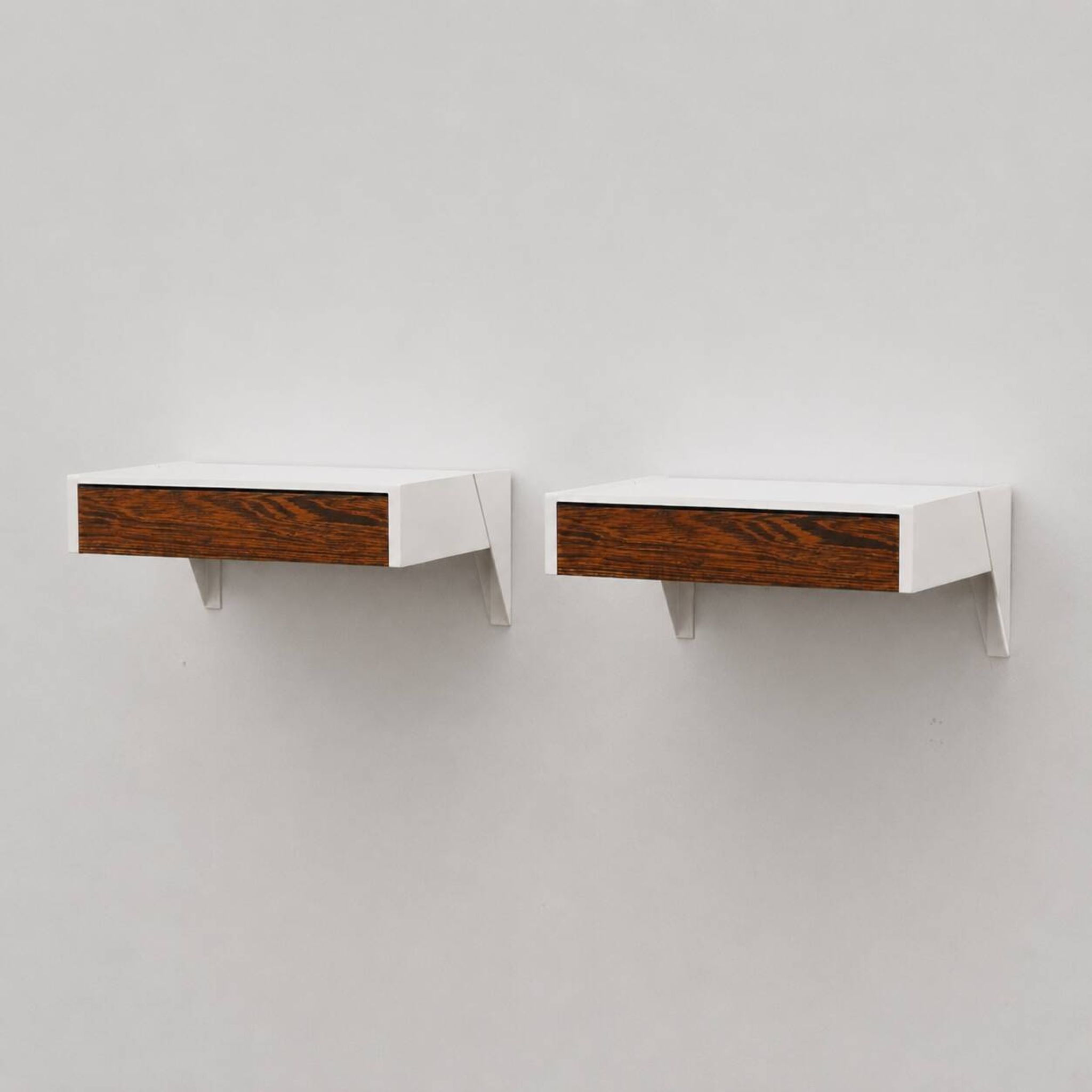 Set of 2 DD01 Bergeijk wall systems/bedside tables by Martin Visser for Spectrum from the 1960s