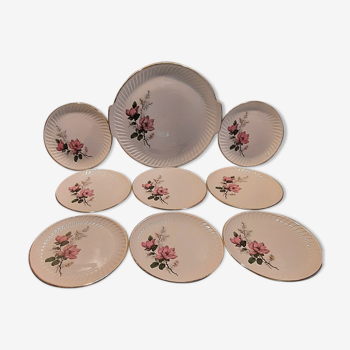 1 serving course and its 8 dessert plates Orchies Moulin des Loups