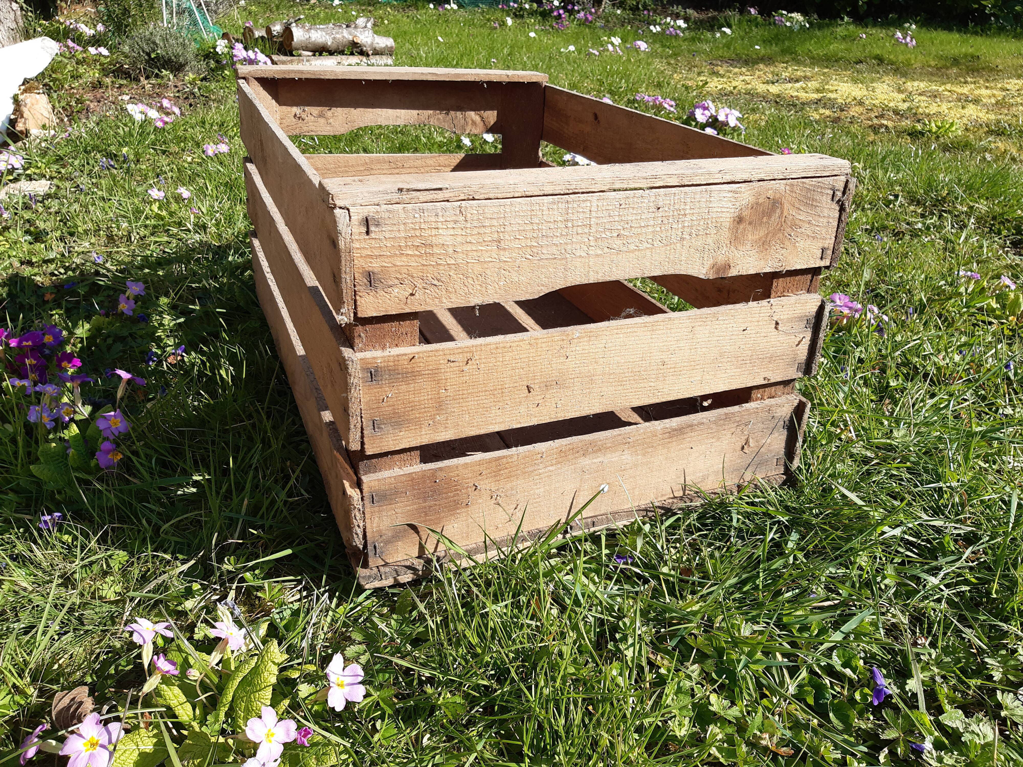 Wooden crate