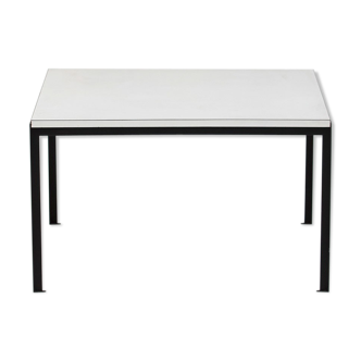 Florence Knoll T-angle side table