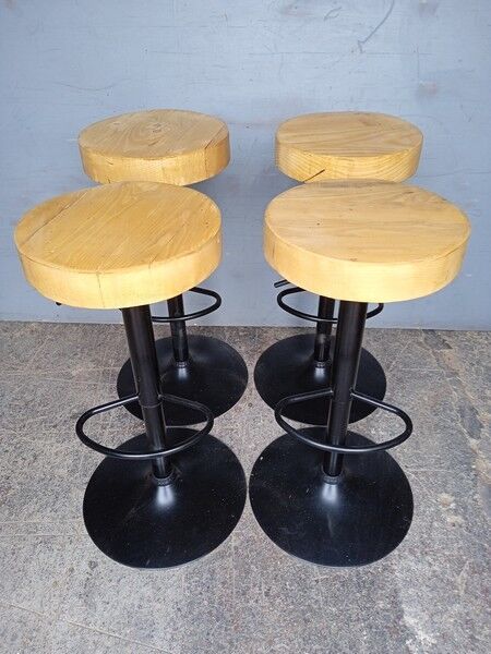 4 high bar stools wood and metal