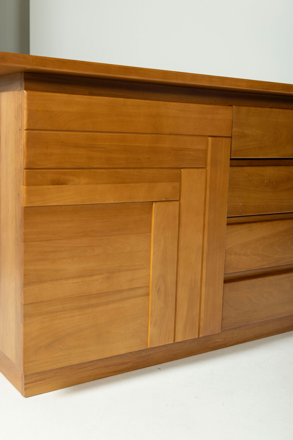 Enfilade en orme massif