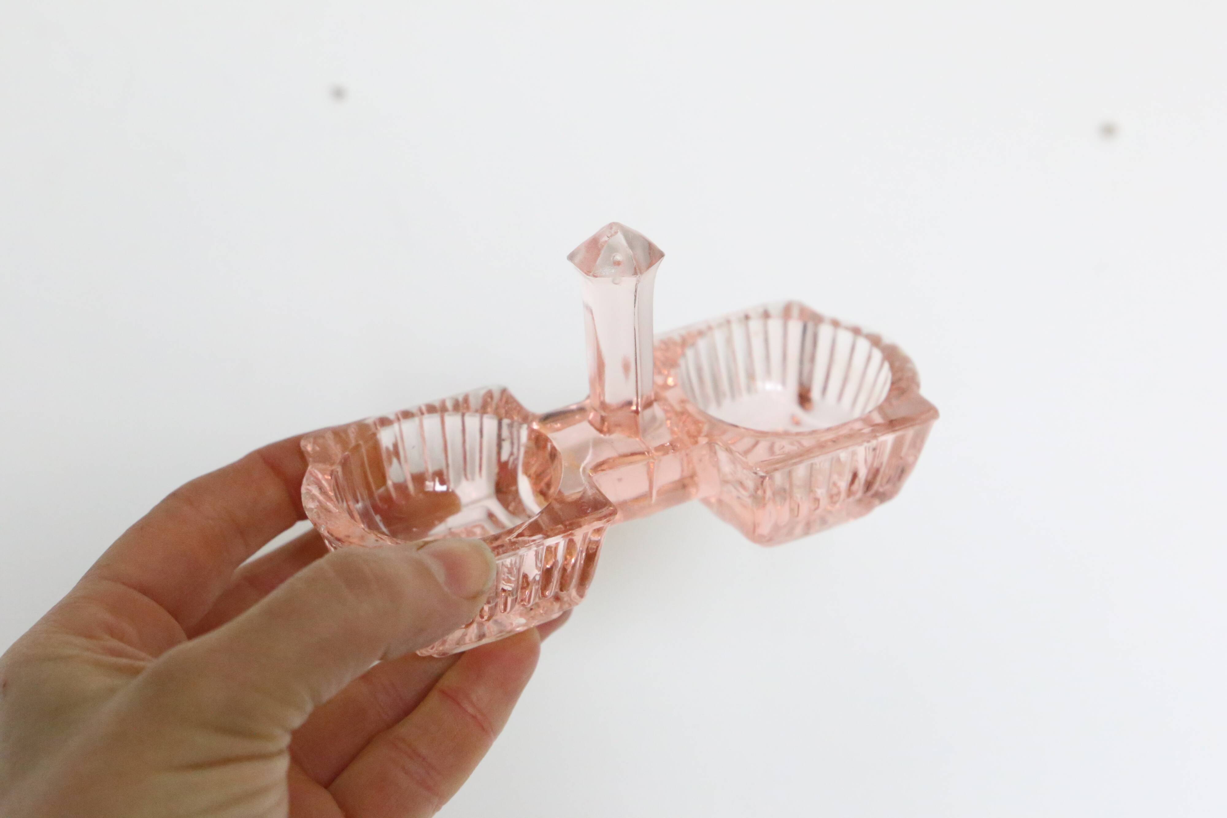 Servant salt pepper in pink glass, molded glass, vintage french, authentic