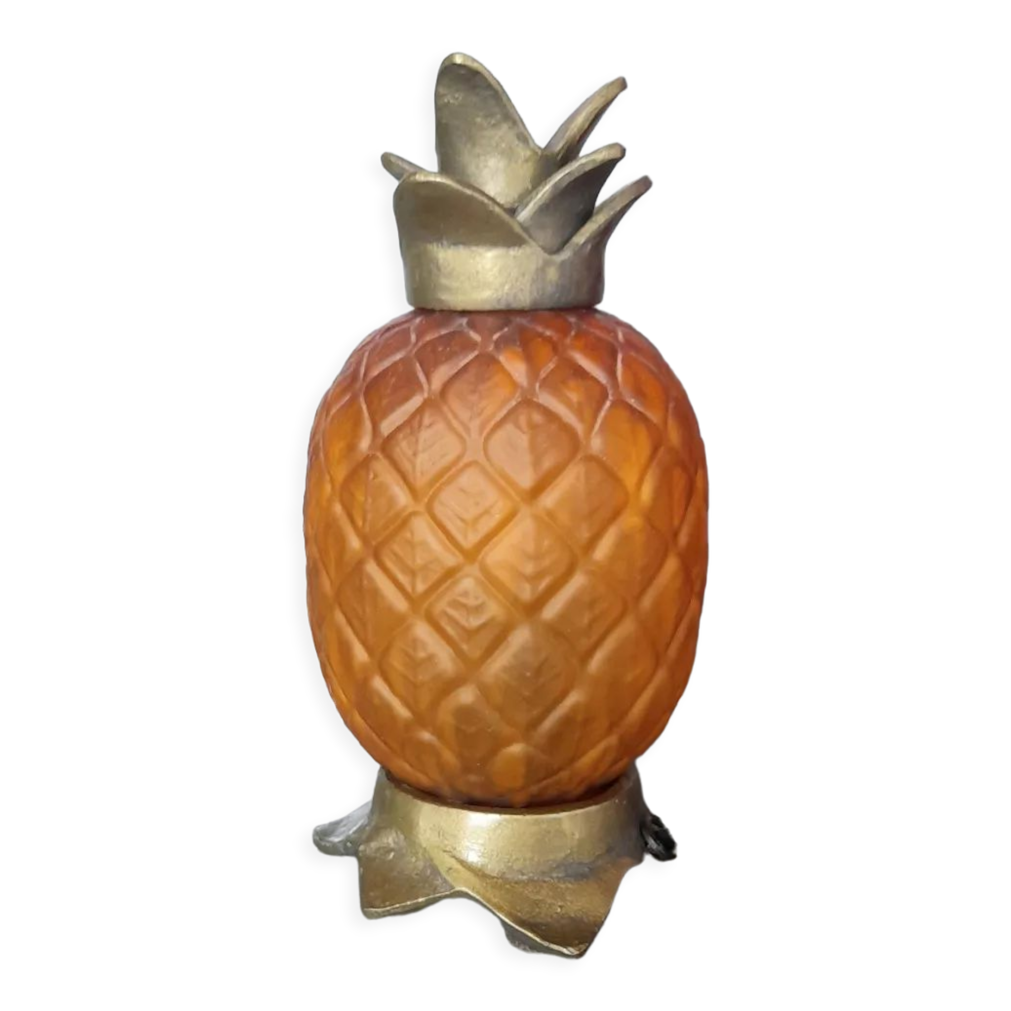 Pineapple lamp