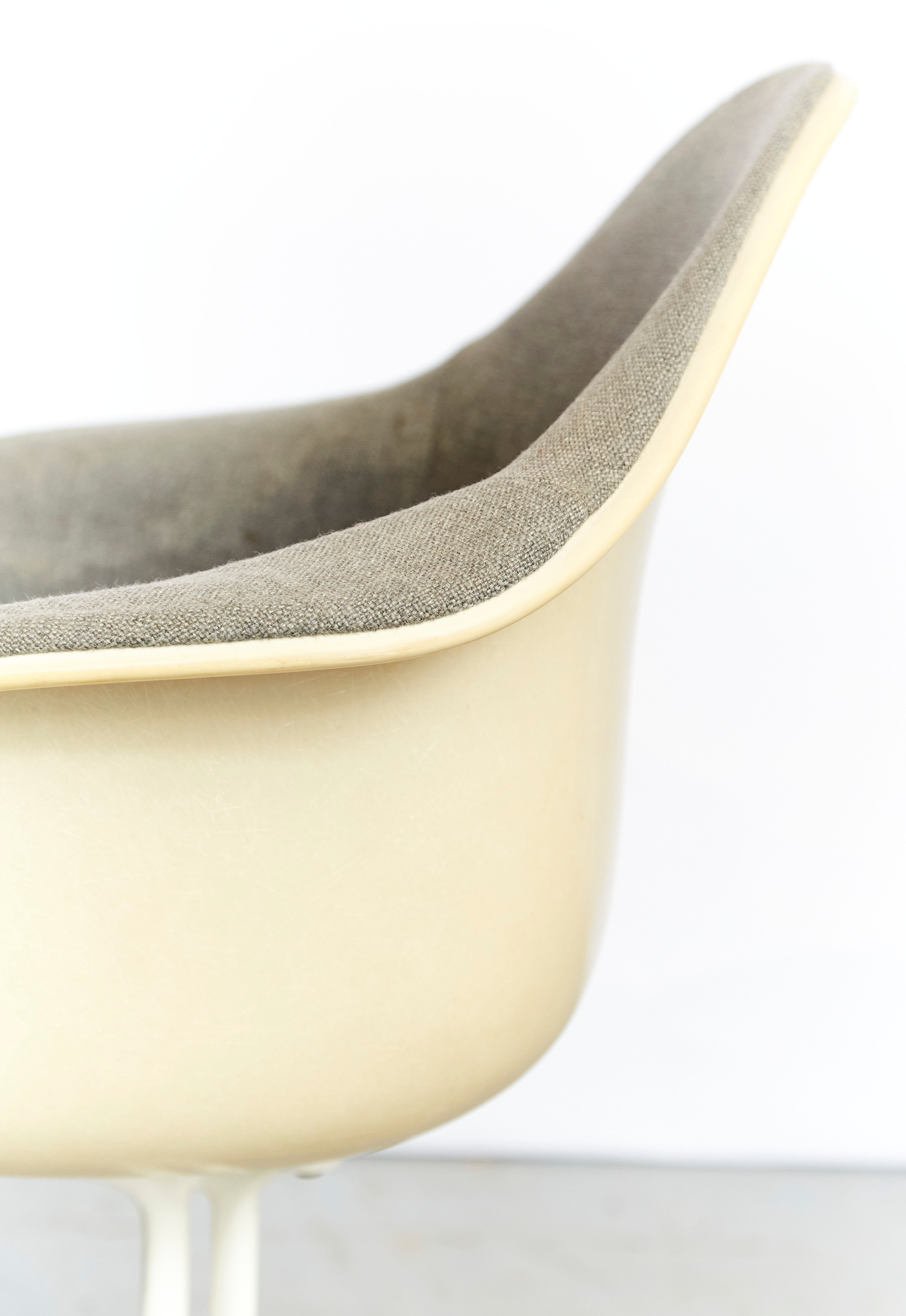 Fauteuil DAL La Fonda de Charles & Ray Eames pour Herman Miller