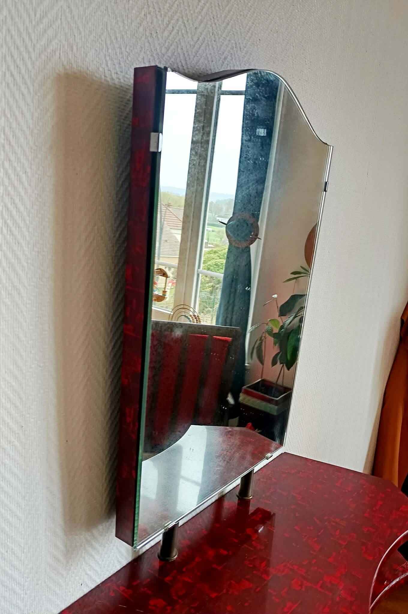 1950s marble-effect formica hairdresser's table