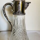 Cut crystal pourer
