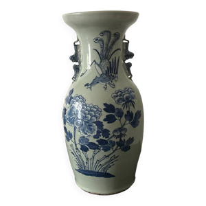 Vase en porcelaine de - chine