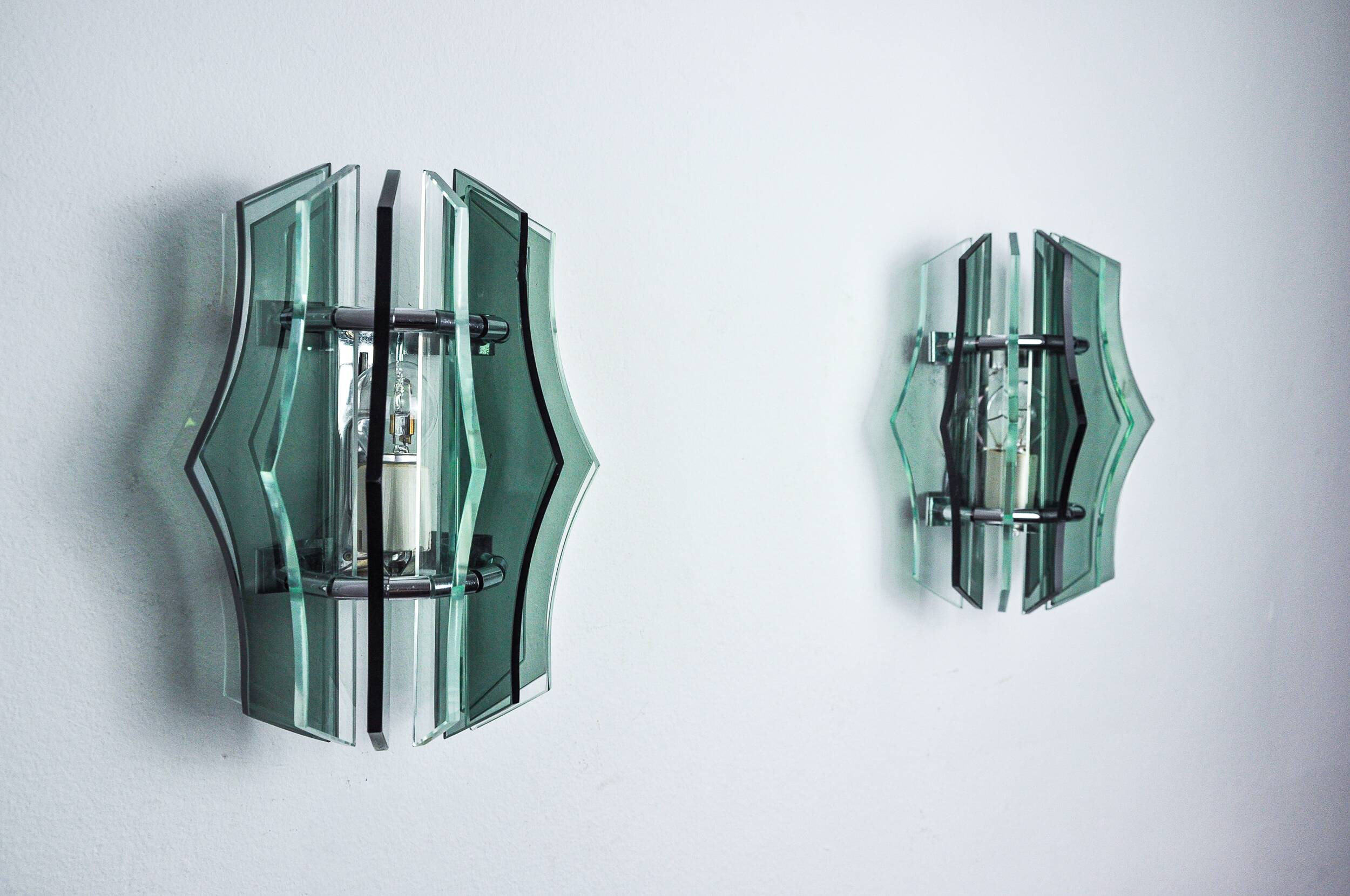 Pair of Veca wall lights, green murano glass, Italy 1970