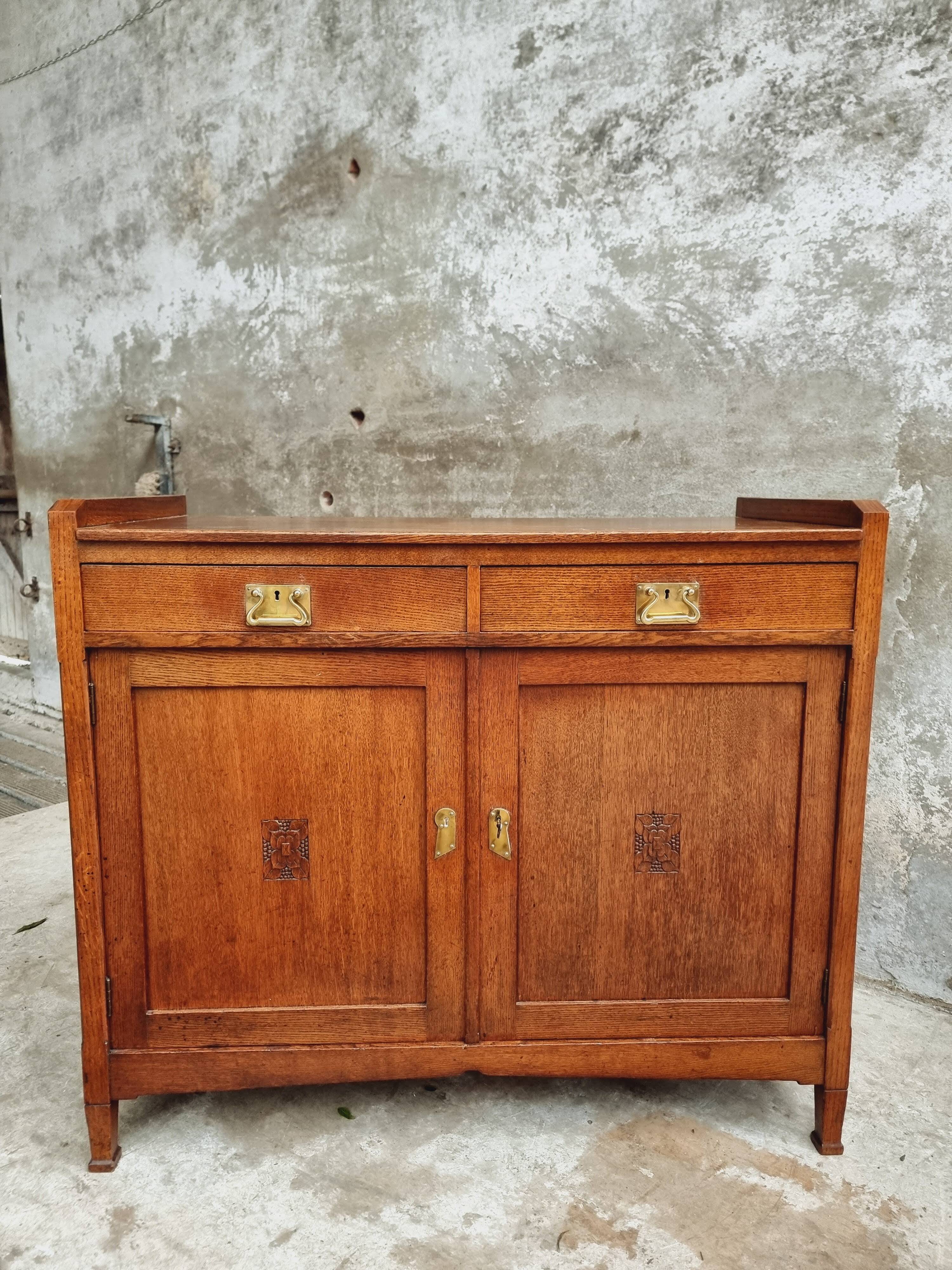 Antique sideboard chest of drawers Art Deco oak