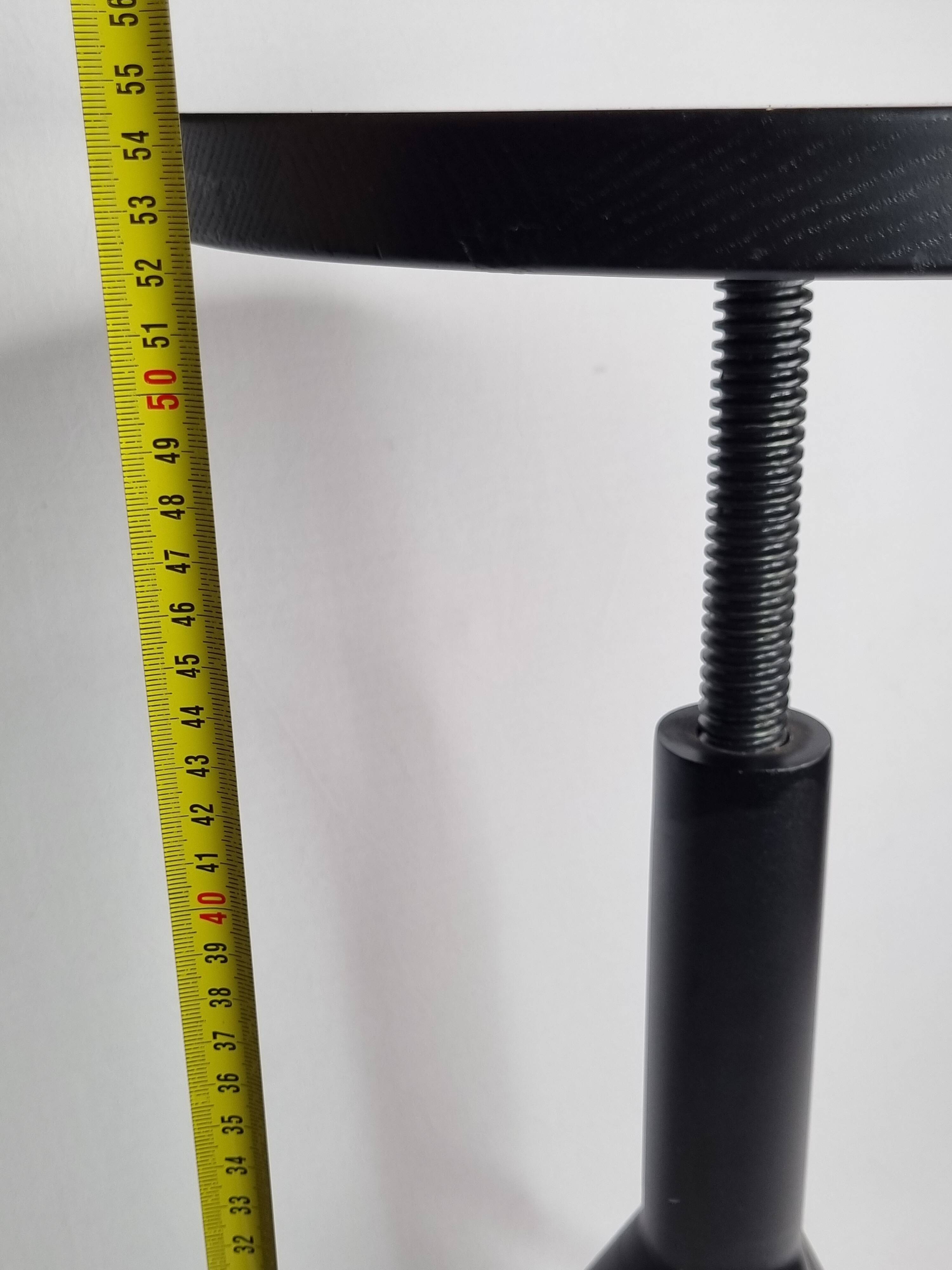 Tabouret réglable Ike par Studio Dreimann pour Ligne Roset