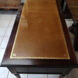 Bureau style Louis XVI