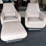Paire de fauteuils  plus un pouf de chez Ligne Roset par Eric Jourdan