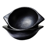 Pair of black pottery bowls from Chamba, Colombia, Pijao craftsmanship, years.