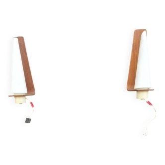 Pair of Scandinavian wall lights