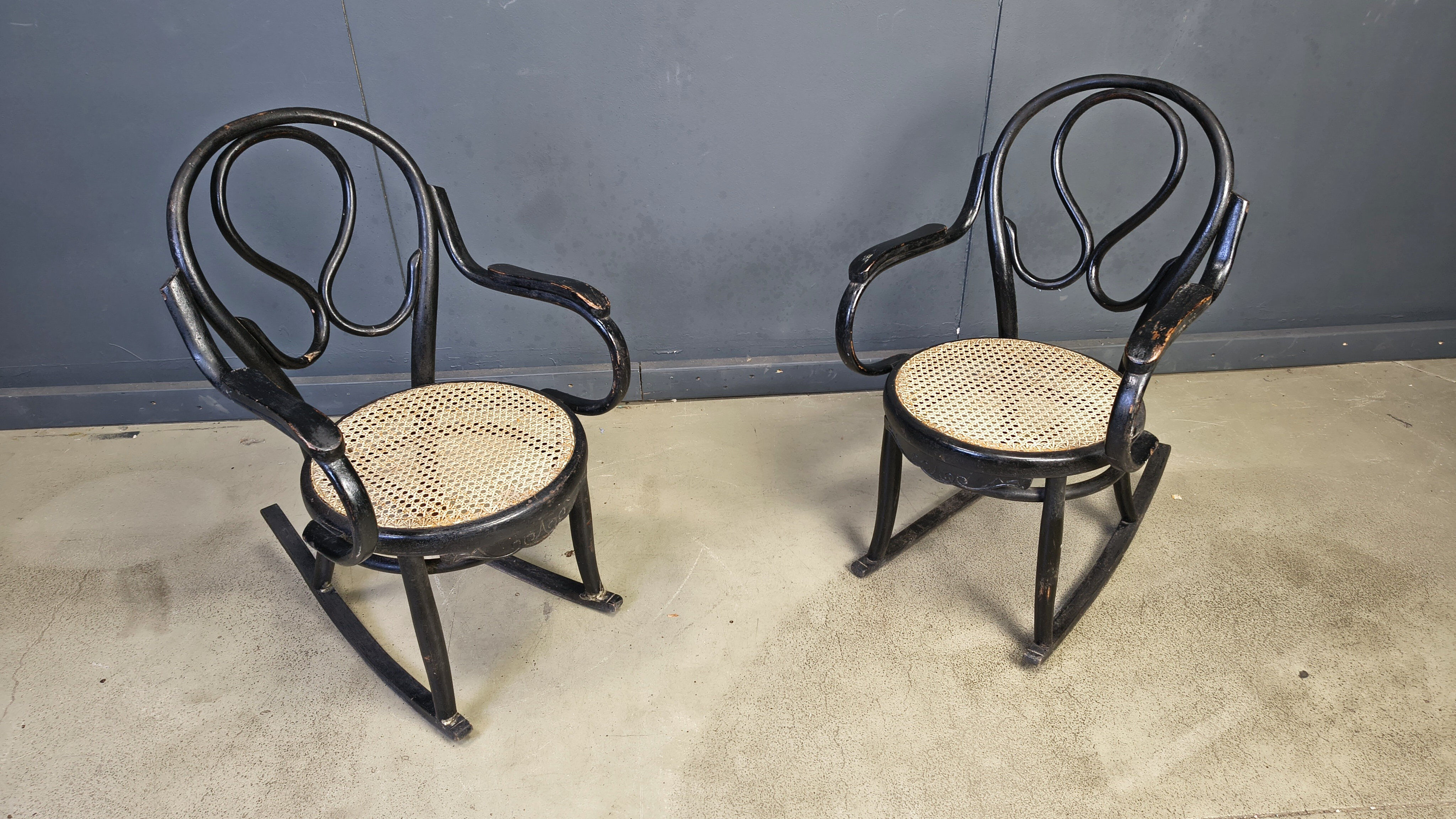 Pair of Art Nouveau rocking chairs, 1910s