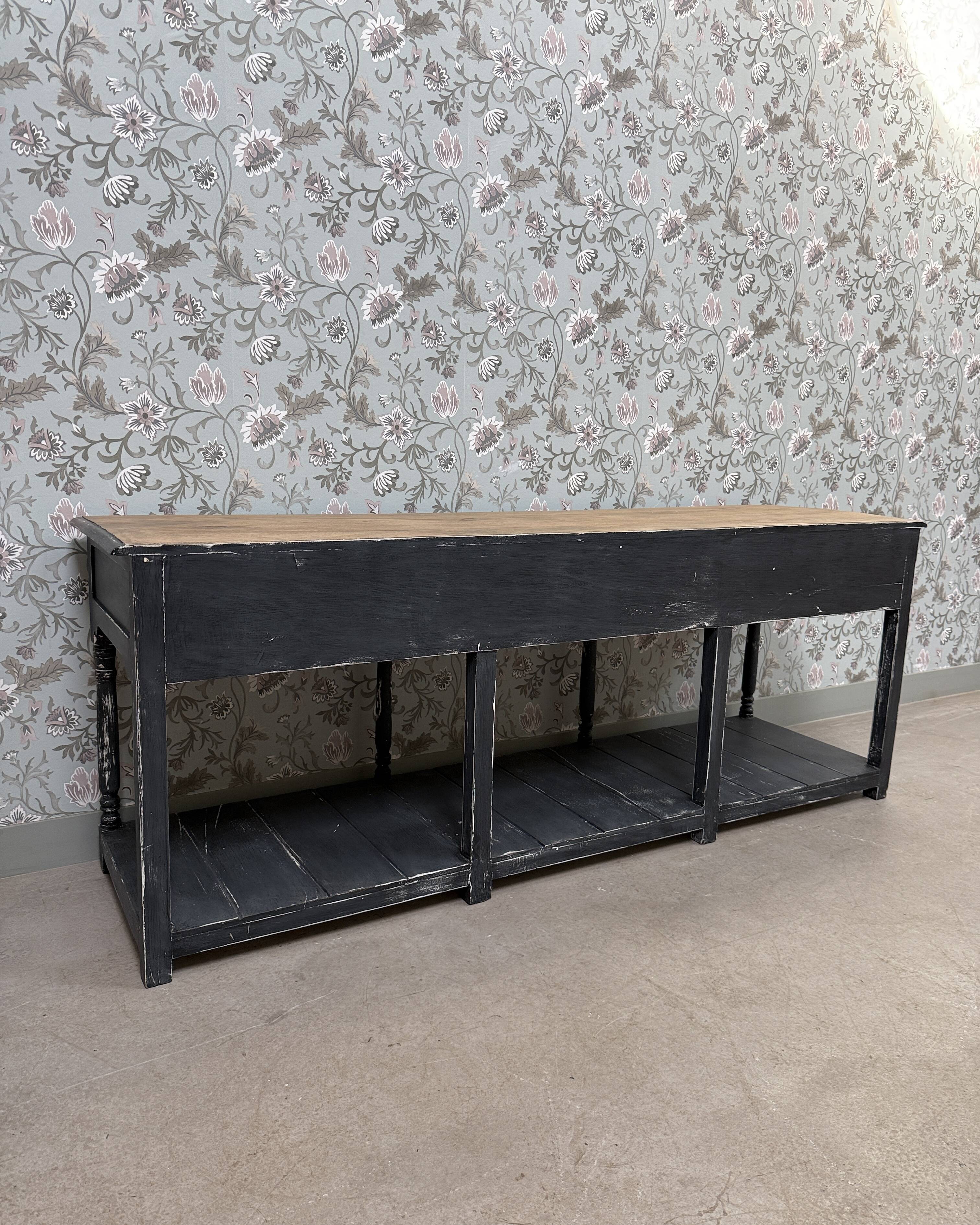 Large patinated draper's table (renovated)