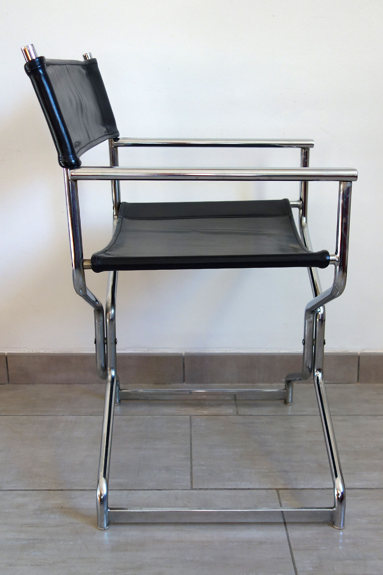 Folding armchair vintage director