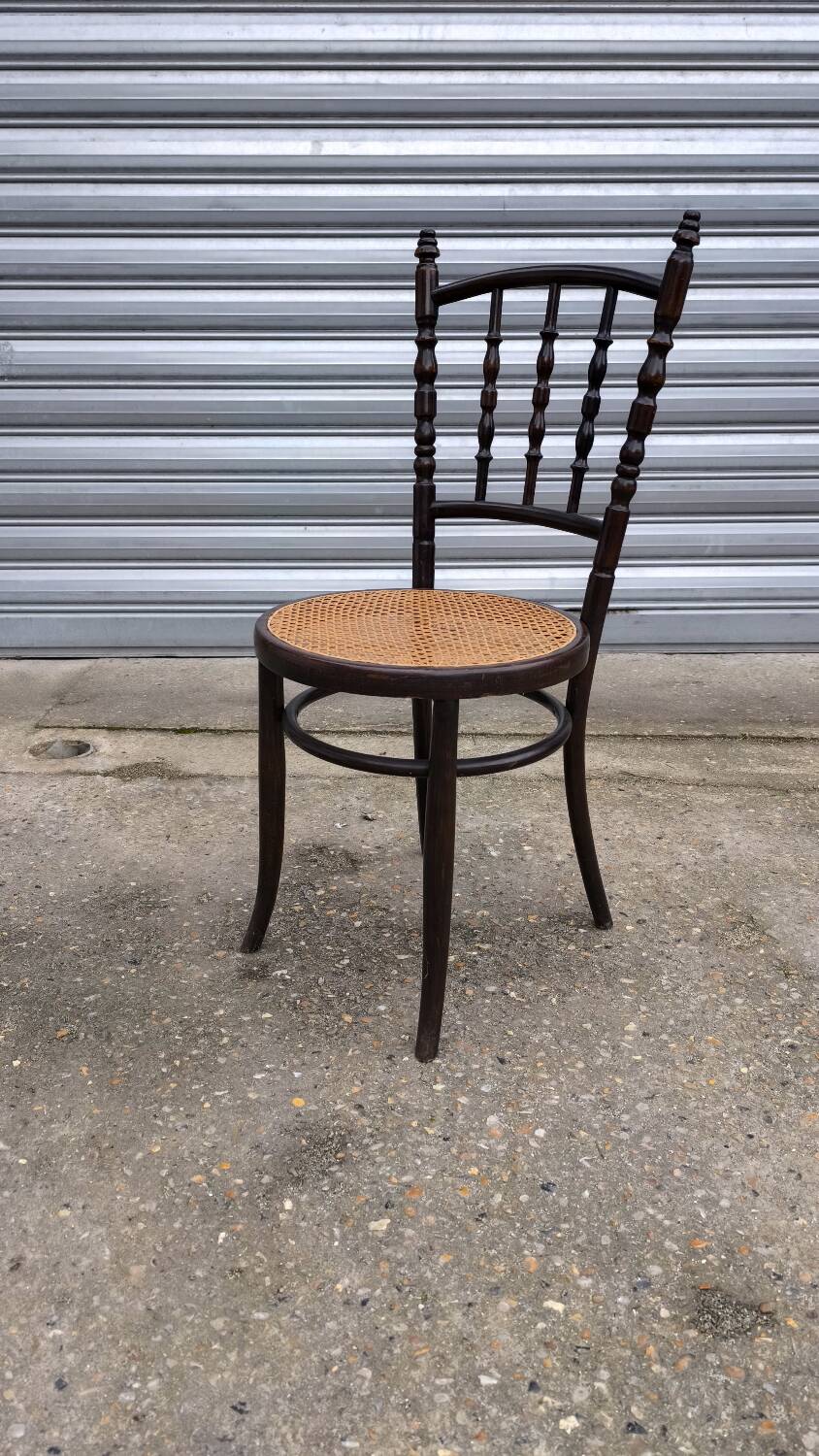 Chaise Mundus de Thonet Vienne Autriche 1925