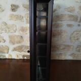 Small display case for collectibles