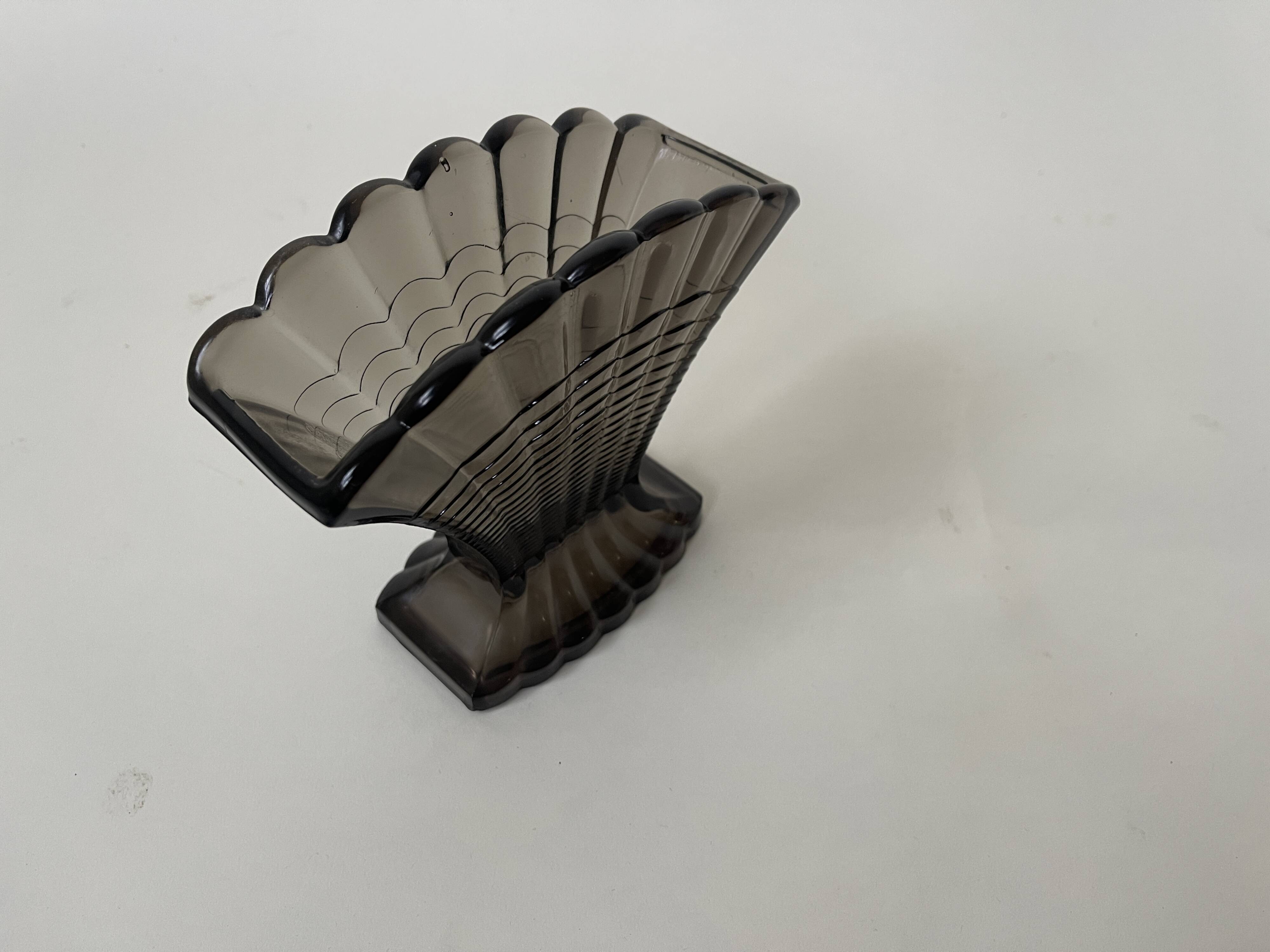 Art Deco Smoked Glass Shell Vase