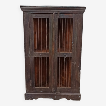 Armoire d'angle ancienne en bois