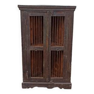 Armoire d'angle ancienne