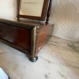 Table dressing table