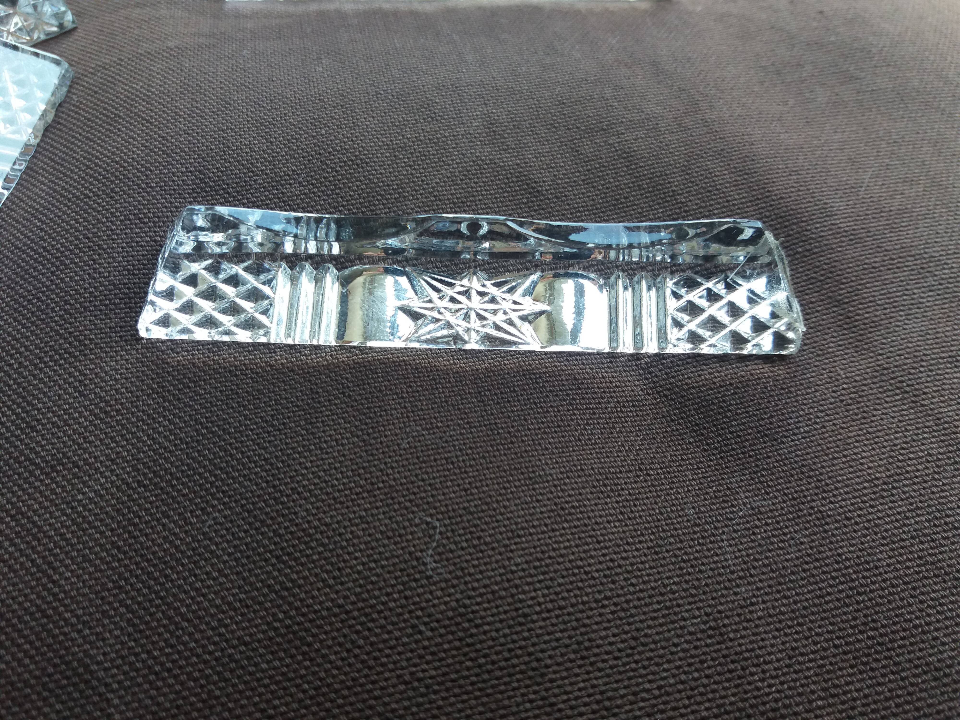 6 knife holders in cut crystal
