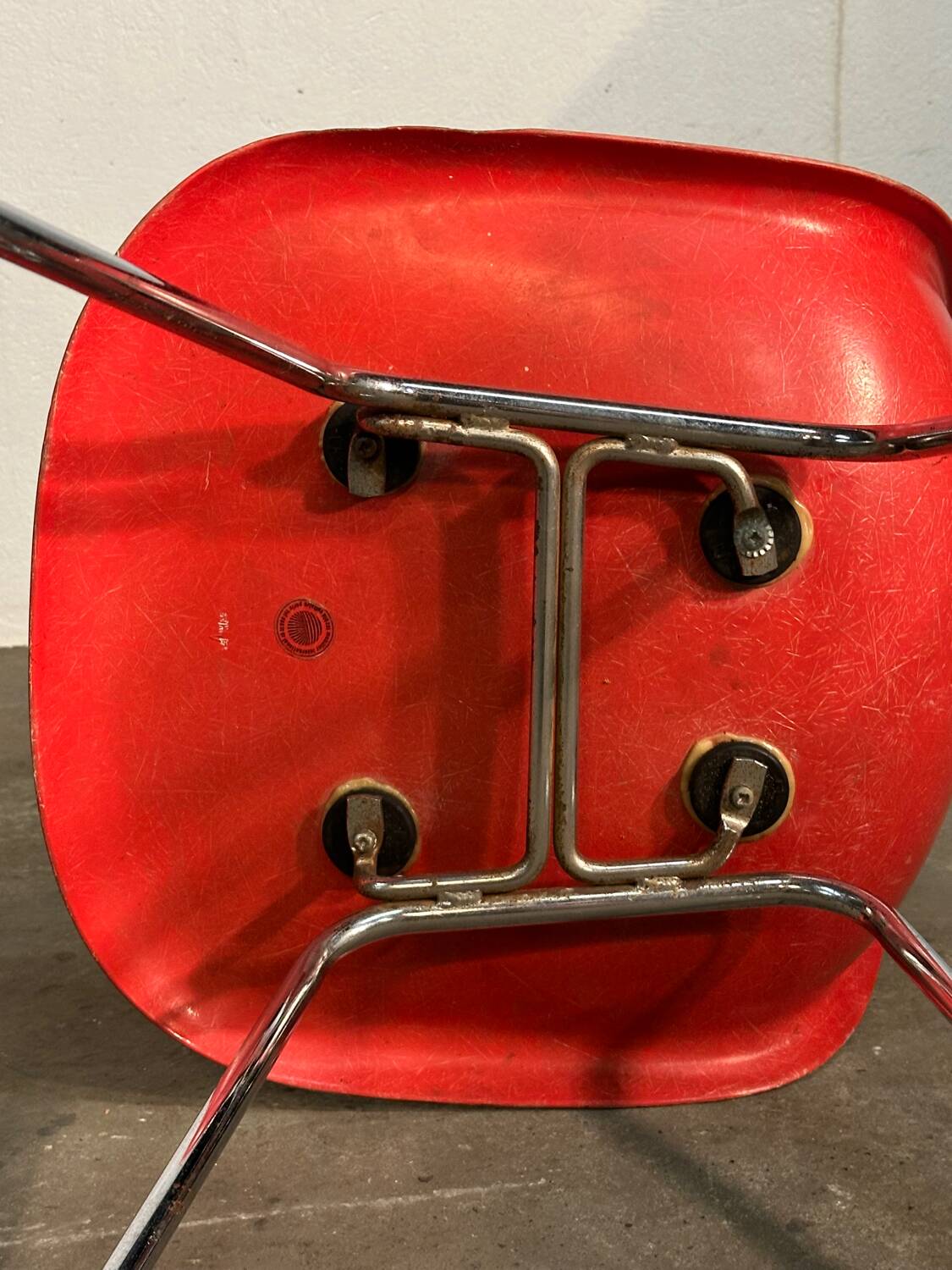 Original Herman Miller Fiberglass Eames DSX Chairs Low Back Rare First Edition International Furniture Label