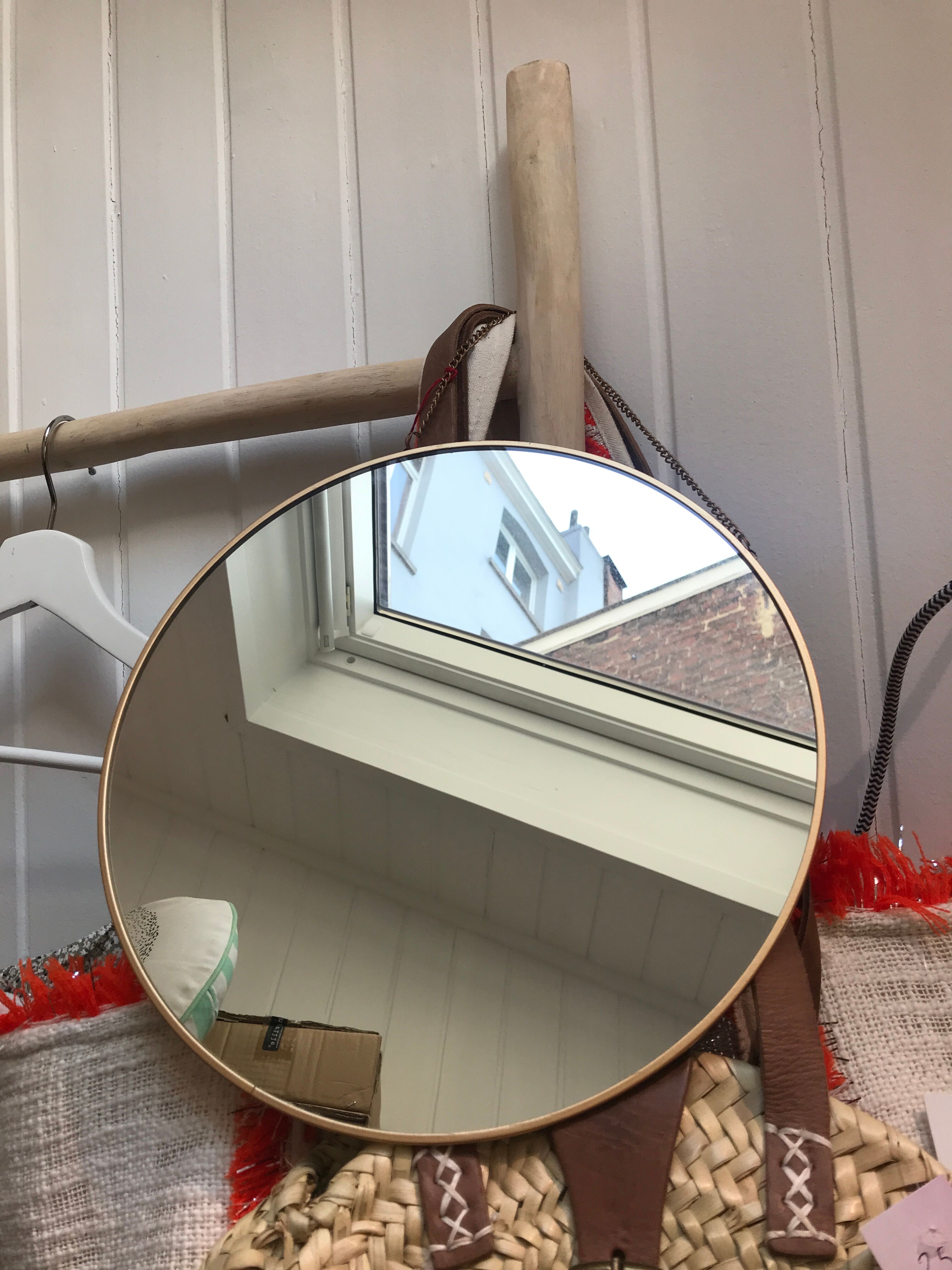 Round mirror 29cm
