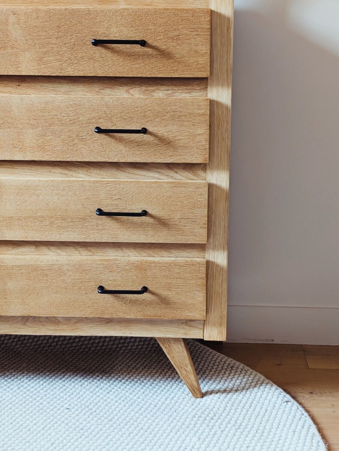 Vintage oak chest of drawers with splayed legs, restored