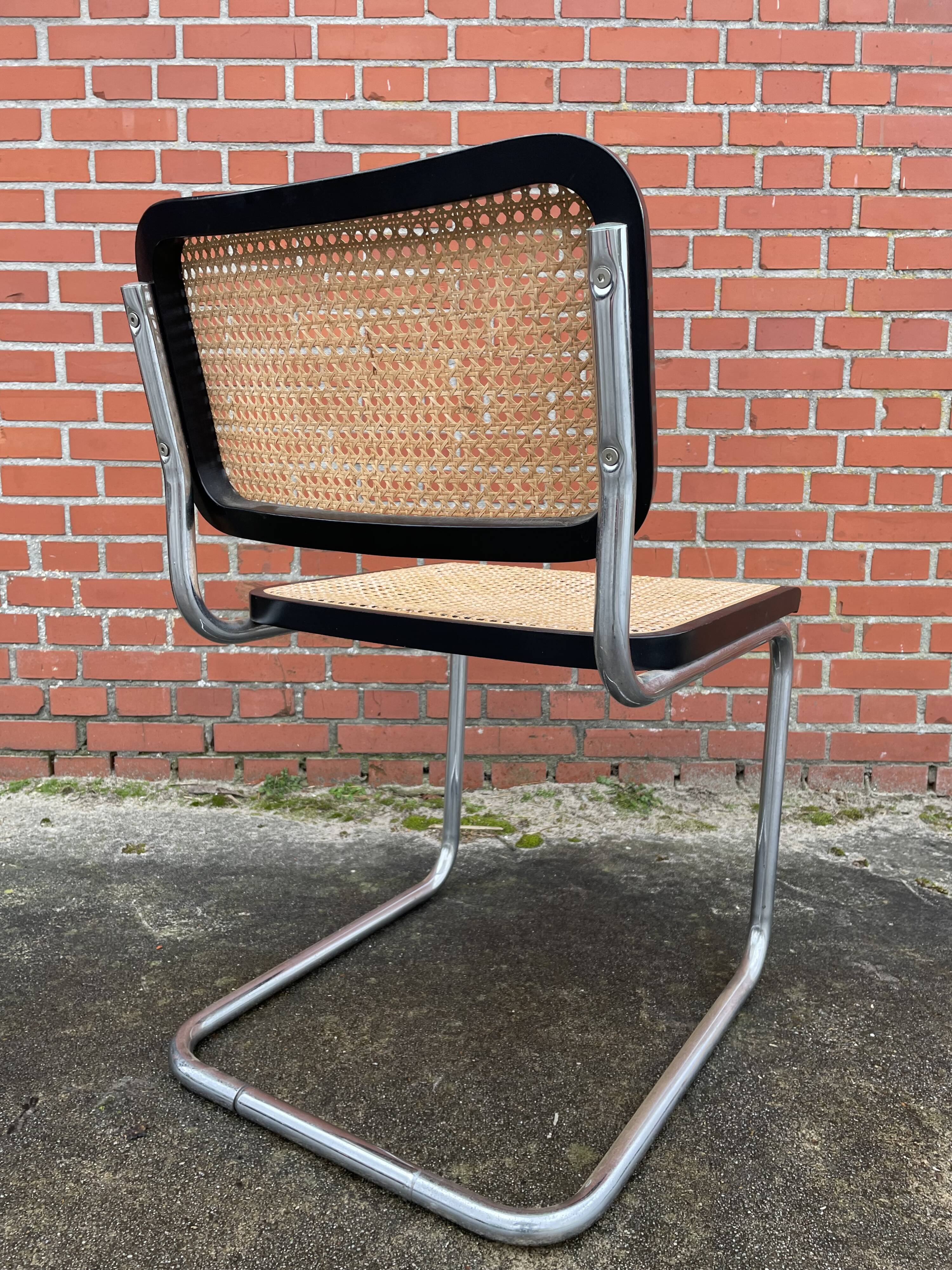 Cesca design chair b32 model black and chrome