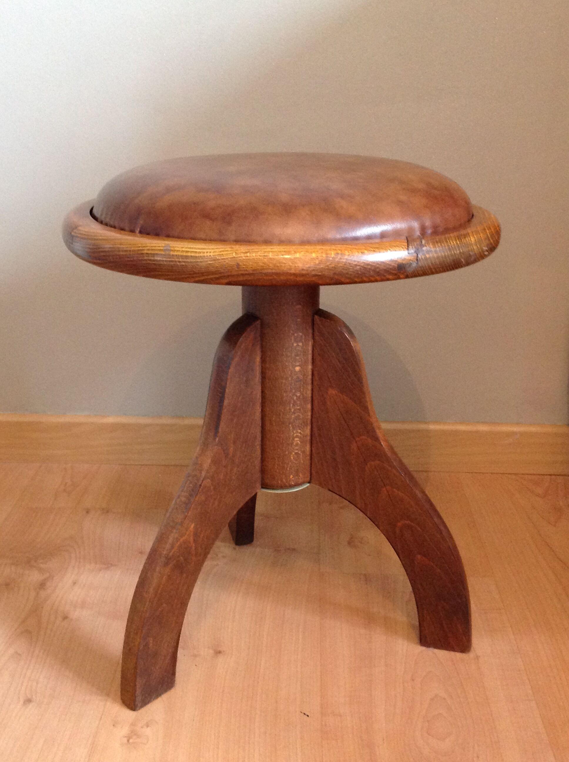 Old piano stool tripod feet / vintage 60s-70s