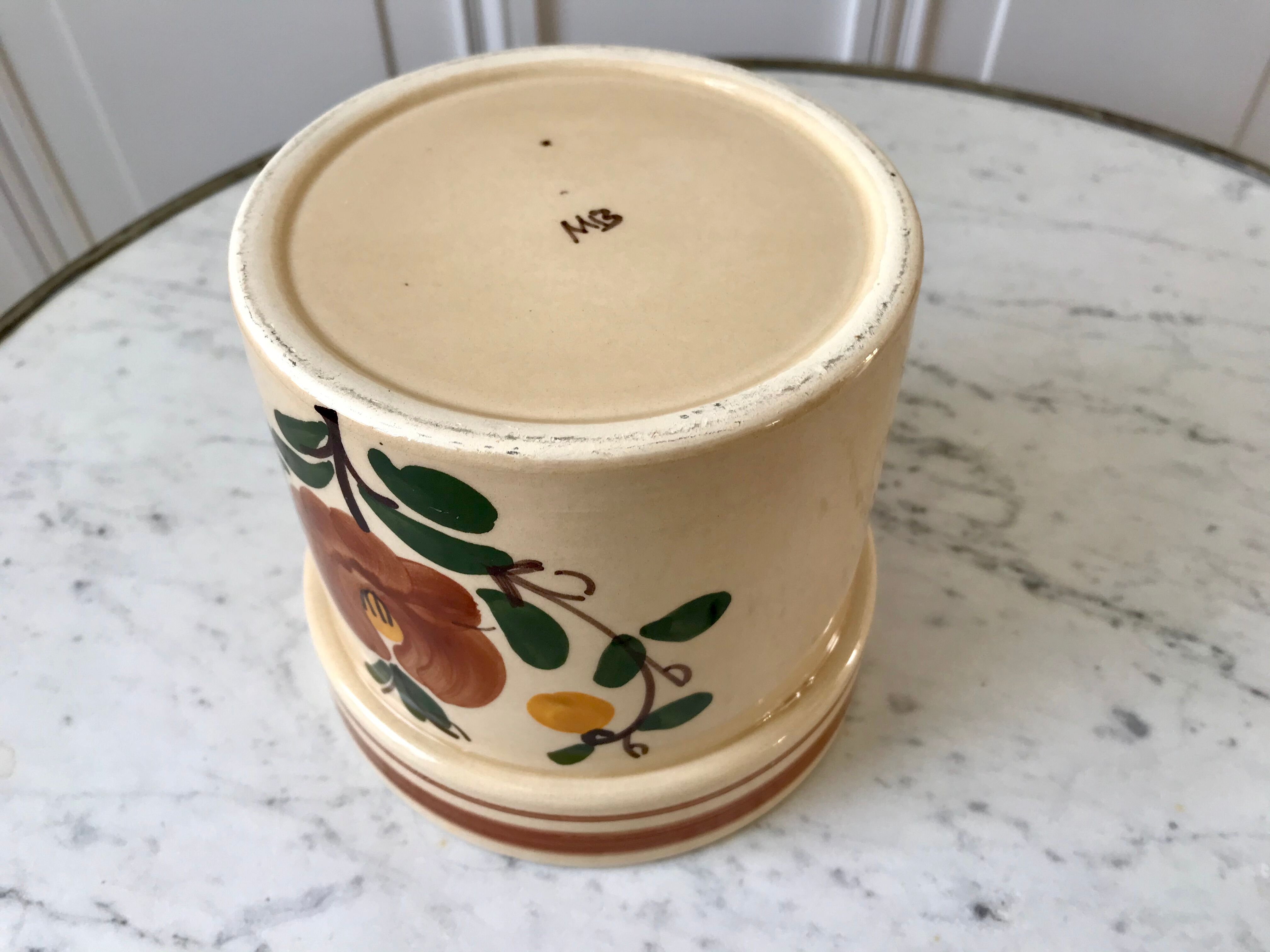 Ceramic pot cover signed 60s