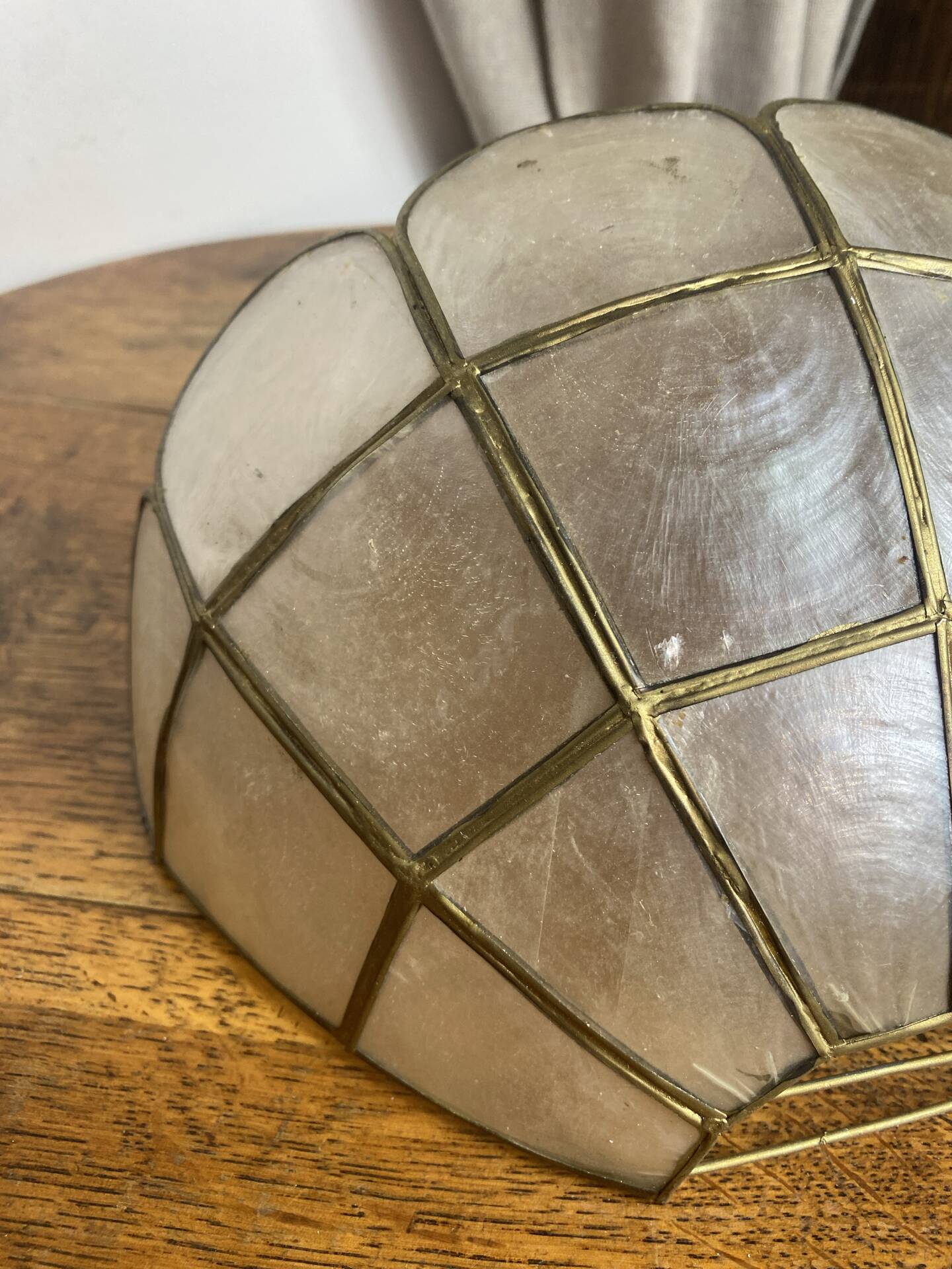 Mother-of-pearl and brass wall light