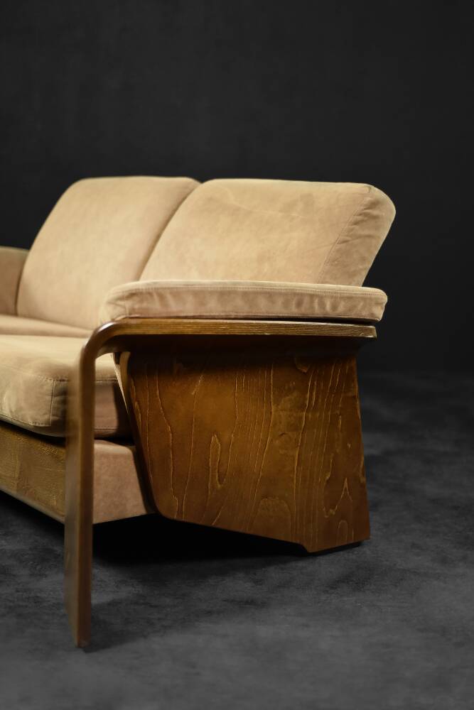 Modern Norwegian mid-century two-seater sofa, low-back loveseat Stressless Pegasus by Ekornes.
